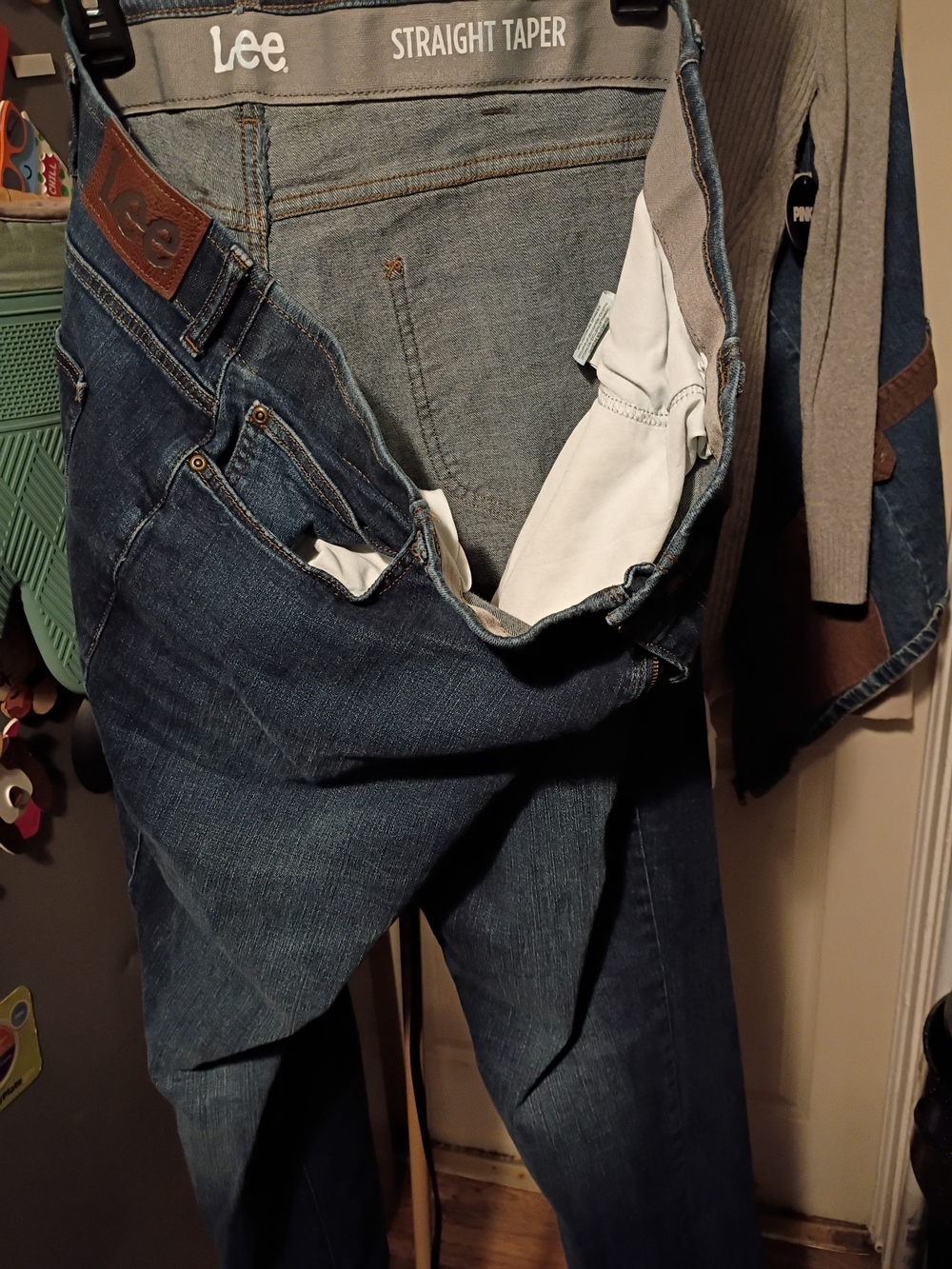 Lee Men's Straight Jeans in Mid Blue Wash